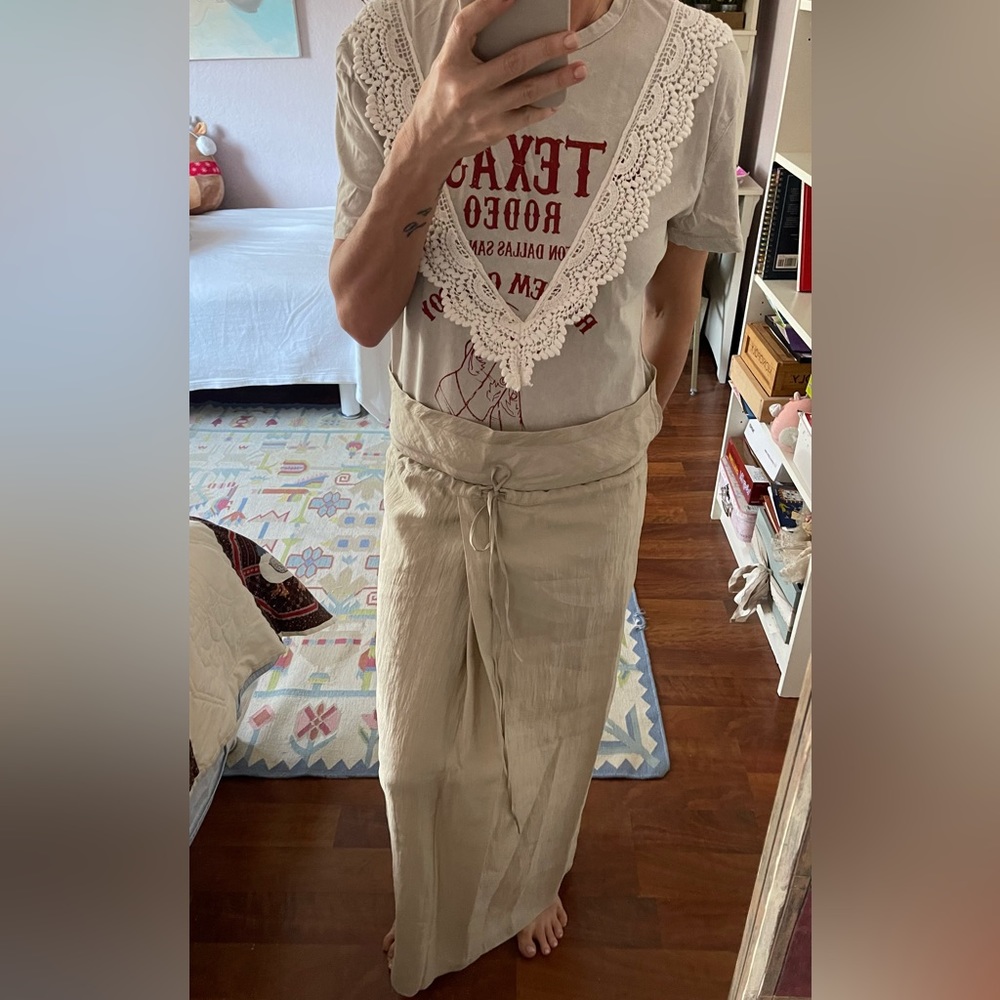 Designer made in Hong Kong maxi skirt size 6